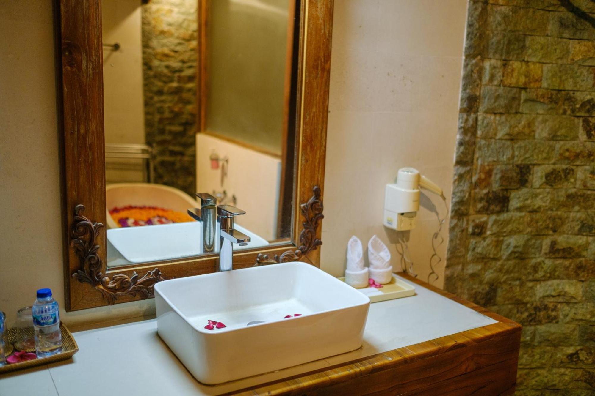 Puri Kobot Hotel Ubud Kültér fotó
